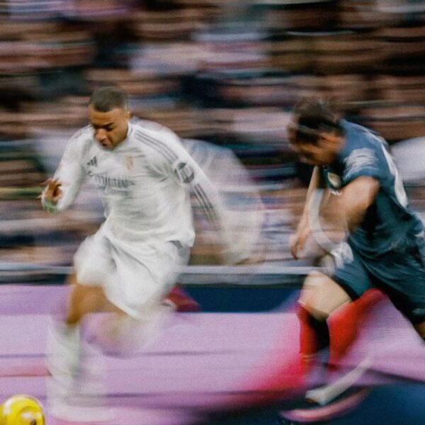 Mbappé sprinting