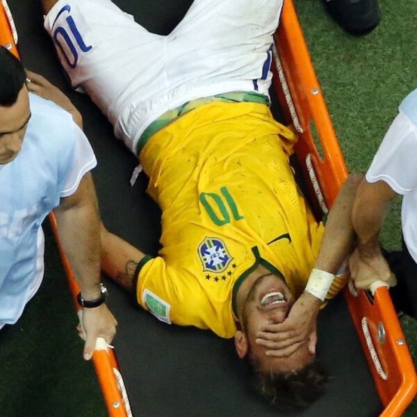 Neymar back injury